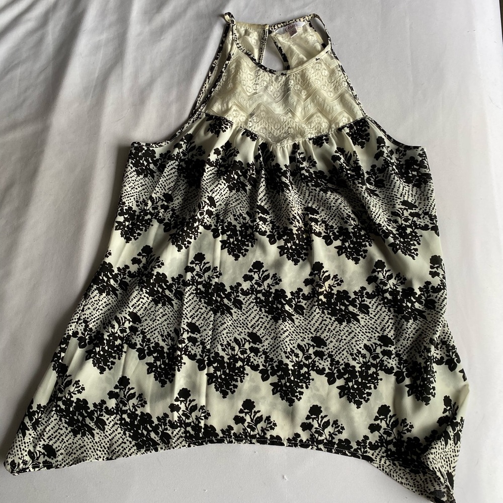 Candie’s Lace Tank with Keyhole Back